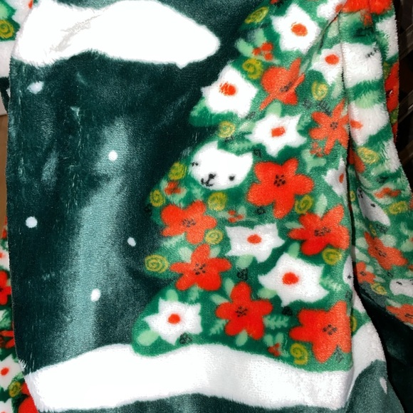 🐱Soft & Cozy Cute Cats 🐱 in Christmas Tree 🌲 Fleece Holiday Blanket! NWT! - Picture 3 of 16